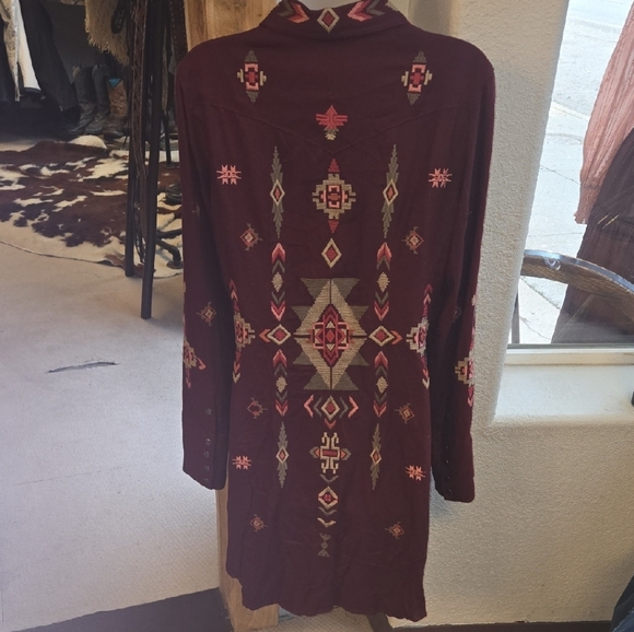 Stetson Burgundy Long Sleeve Dress with Geometric Patterns - Picture 3 of 6